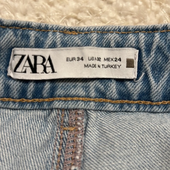 Zara Blue Jeans - Picture 3 of 4